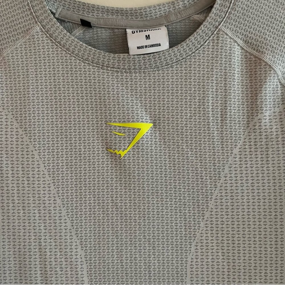 Gymshark Men’s Athletic Short Sleeve Crew Neck Shirt - Picture 3 of 7